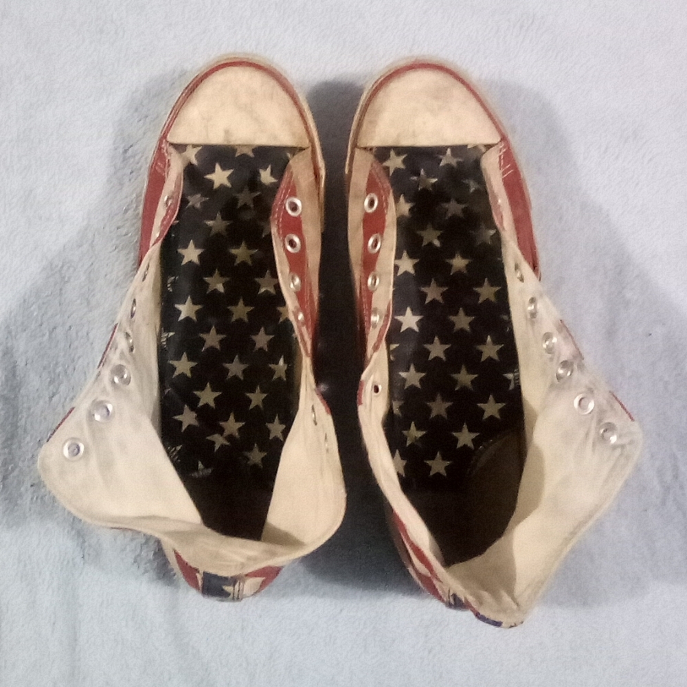 🗽Distressed American Flag Converse All Stars (No Laces), Size 11🗽 - Picture 3 of 9